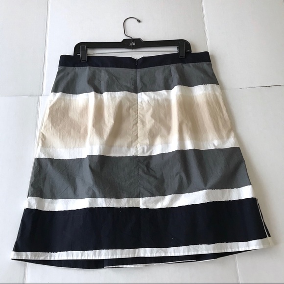SOLD Gerard Darel Skirt size 44 {14) Gray/Navy - Picture 2 of 7